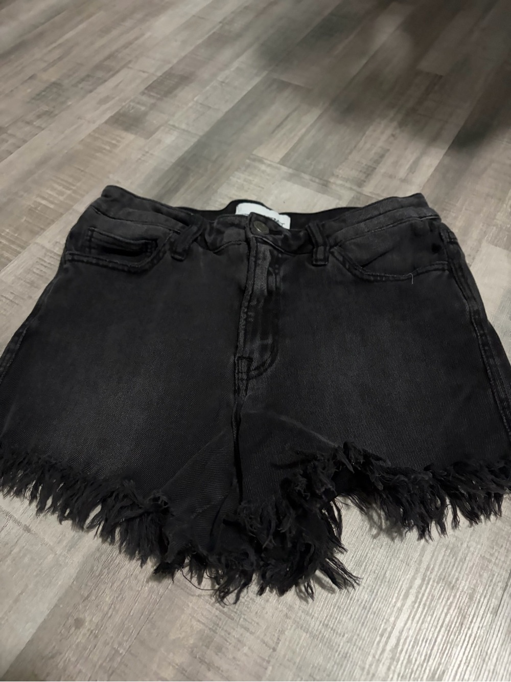 Vervet High-Rise Black Frayed Hem Denim Shorts- size M